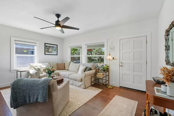 Sacramento, CA 95819,1423 54th ST