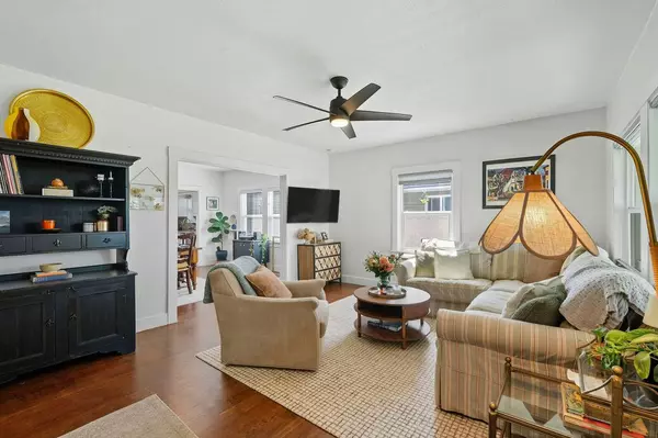 Sacramento, CA 95819,1423 54th ST