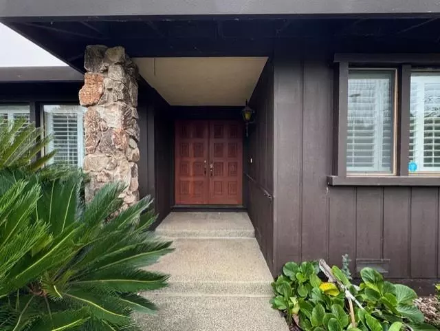 7040 Waterview WAY, Sacramento, CA 95831