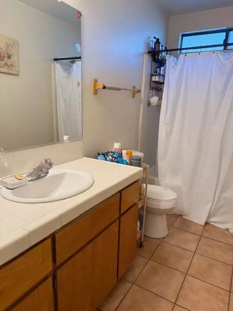 Stockton, CA 95210,2031 Le Mans PL