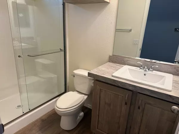 Redding, CA 96003,14740 Bass Drive #28