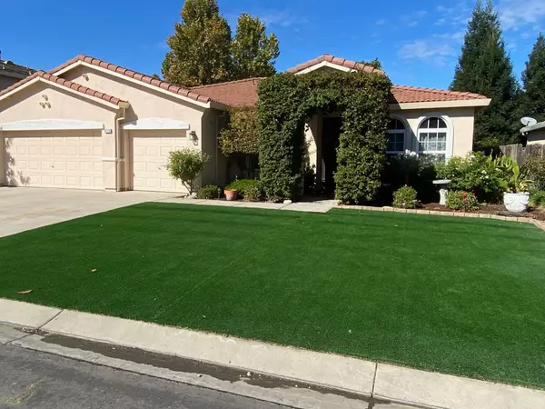 9720 Heatherhearst DR, Chowchilla, CA 93610