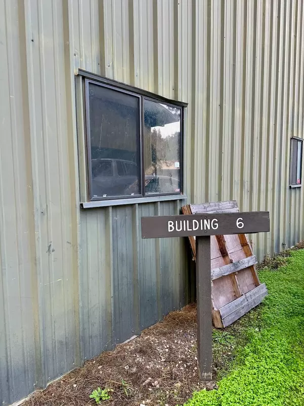 Nevada City, CA 95959,12398 Bitney Springs RD