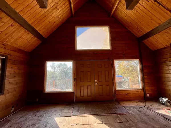 Grass Valley, CA 95949,19445 Kingswood CT