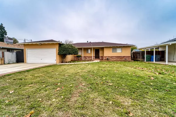 414 Lynn WAY, Yuba City, CA 95991