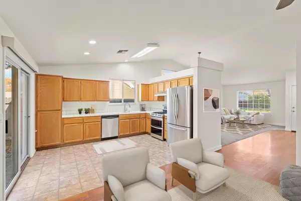 Roseville, CA 95747,1041 Shenencock WAY