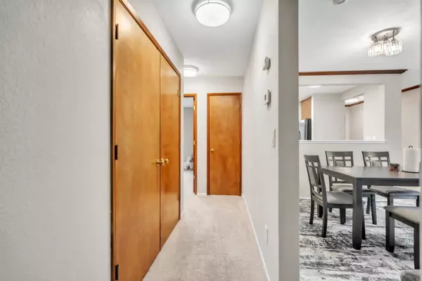 Lodi, CA 95242,2400 Eilers LN #1206