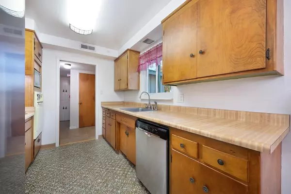 Sacramento, CA 95822,2178 53rd AVE