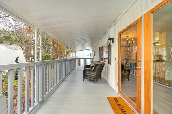 Folsom, CA 95630,90 Monterey LN