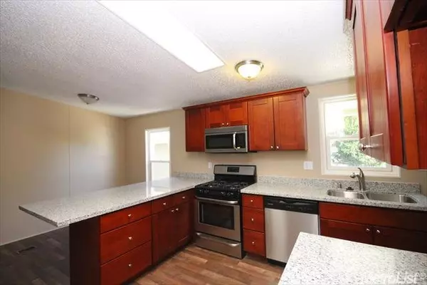 Lodi, CA 95242,16 Sleepy Hollow DR