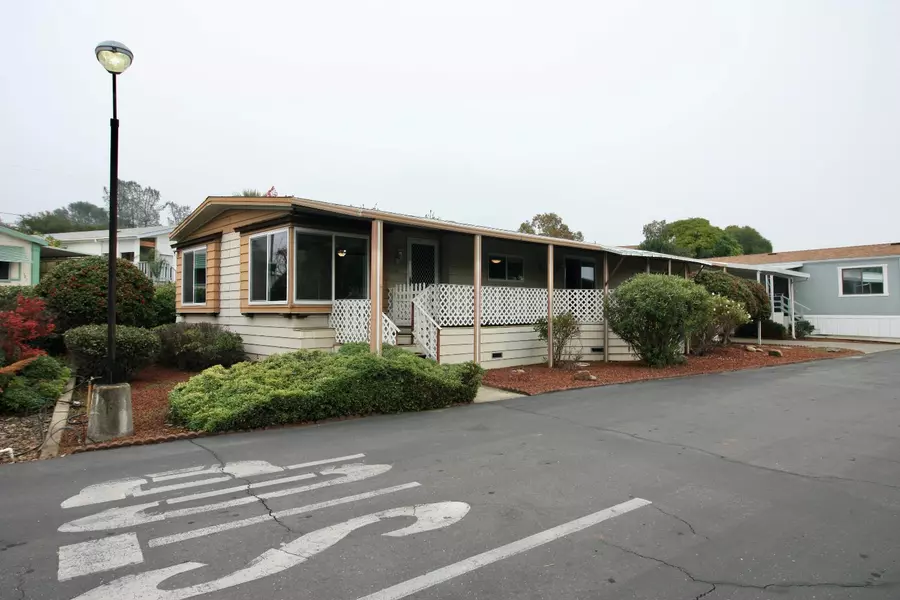 101 Magnolia Pkwy, Oroville, CA 95966