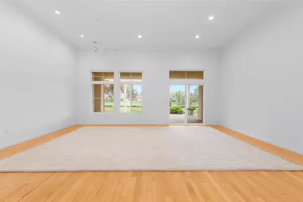 Roseville, CA 95747,7424 School House LN