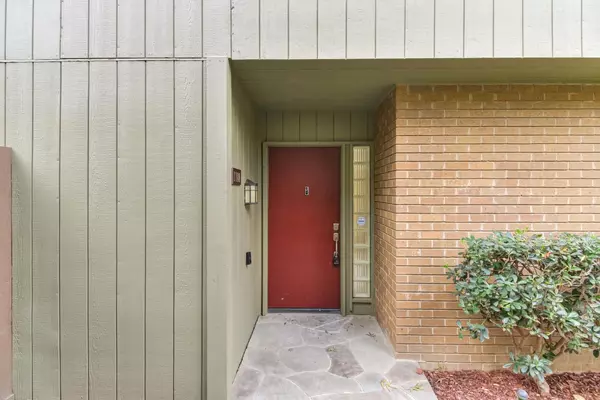 Sacramento, CA 95825,1108 Dunbarton CIR