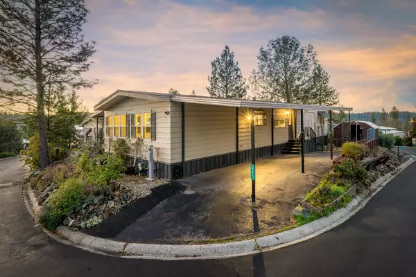 451 Holly DR, Grass Valley, CA 95945
