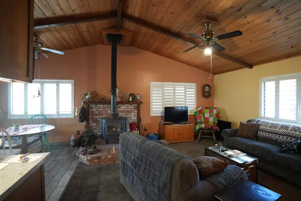 Groveland, CA 95321,23625 Rock Hammer RD