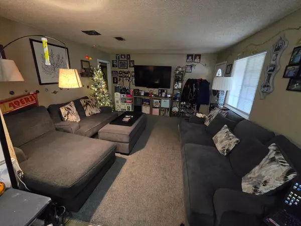 North Highlands, CA 95660,6333 Whitecliff WAY