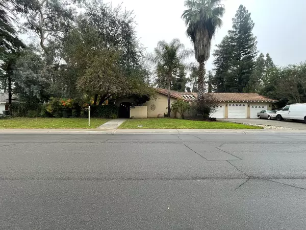 1517 Midway DR, Woodland, CA 95695