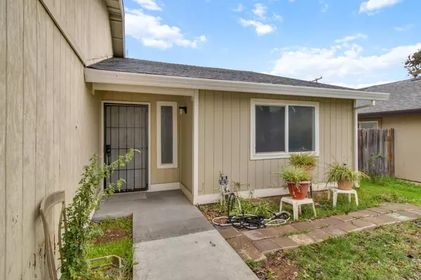 Antelope, CA 95843,7638 Plaid CIR