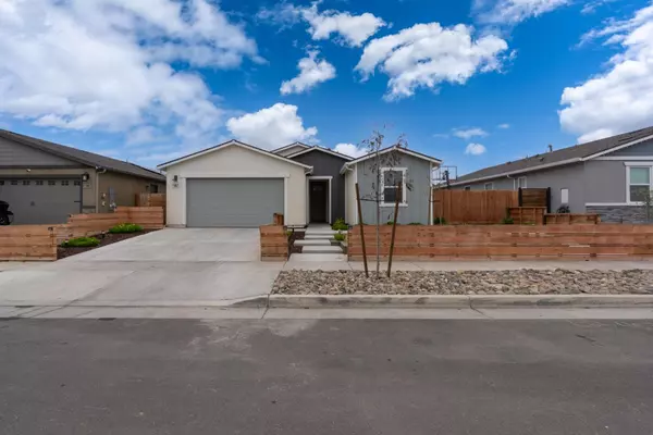 Los Banos, CA 93635,396 Broadstone CT