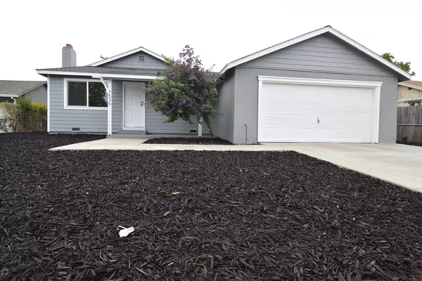 Sacramento, CA 95822,7536 Cosgrove WAY