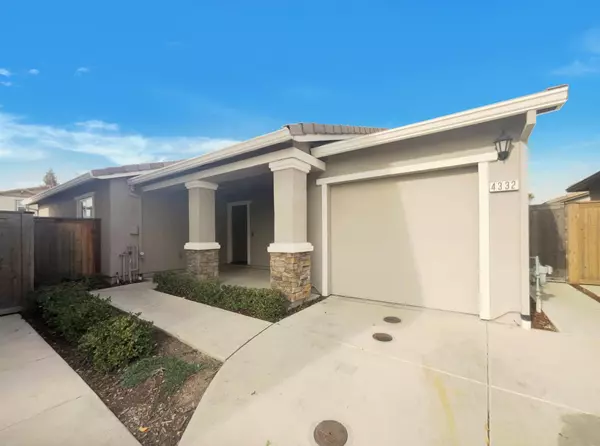 4332 Silver Cedar LN, Sacramento, CA 95834