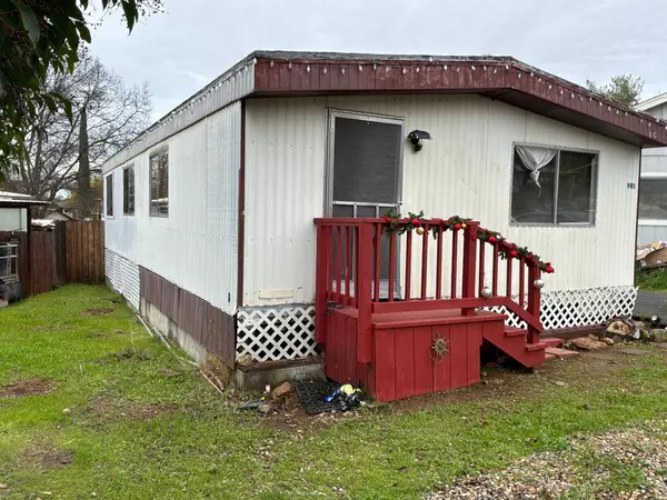 993 Iroquois CIR, Copperopolis, CA 95228