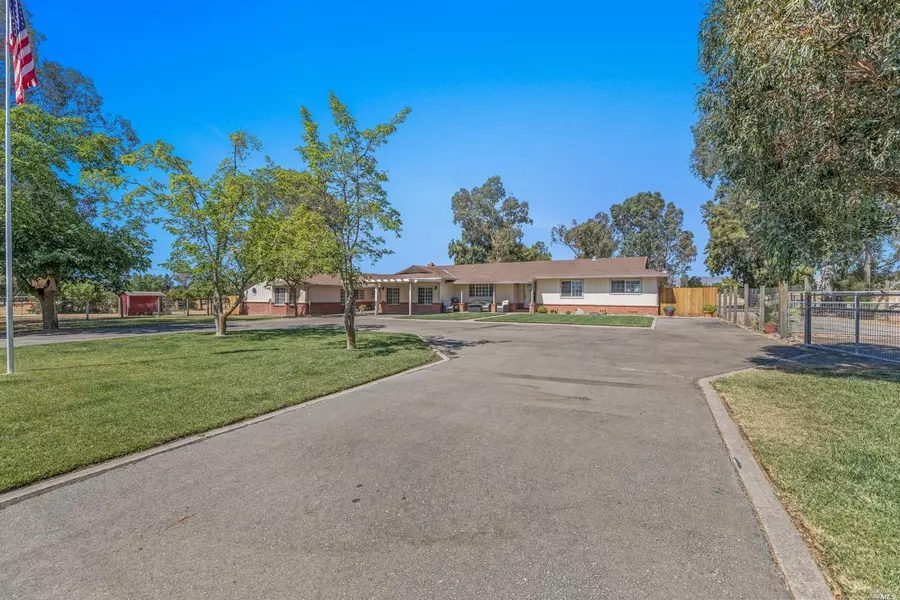 7581 Locke RD, Vacaville, CA 95688