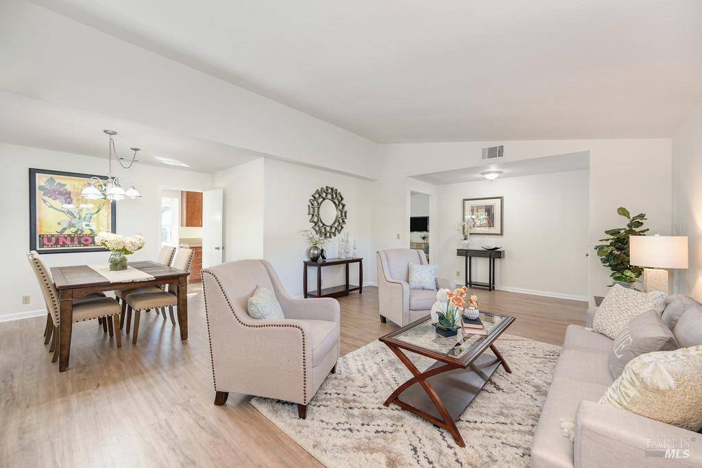 Vacaville, CA 95688,681 Seville LN