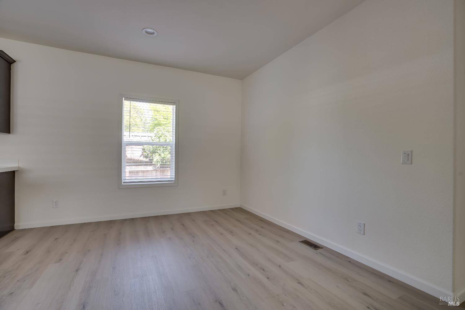 Santa Rosa, CA 95404,2303 Squire LN #54