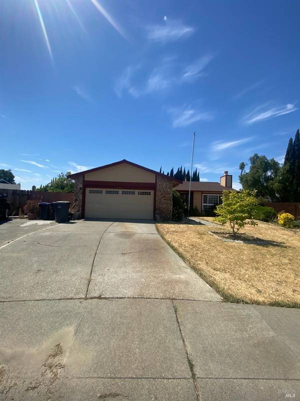 1014 Woodlark CT,  Suisun City,  CA 94585