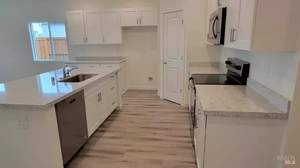 Dixon, CA 95620,510 Wisteria LN