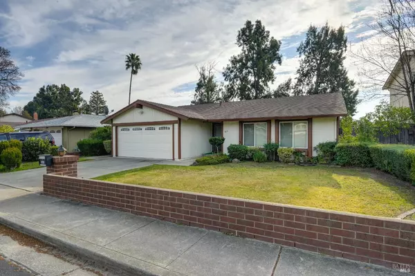 563 Asbury LN, Fairfield, CA 94533