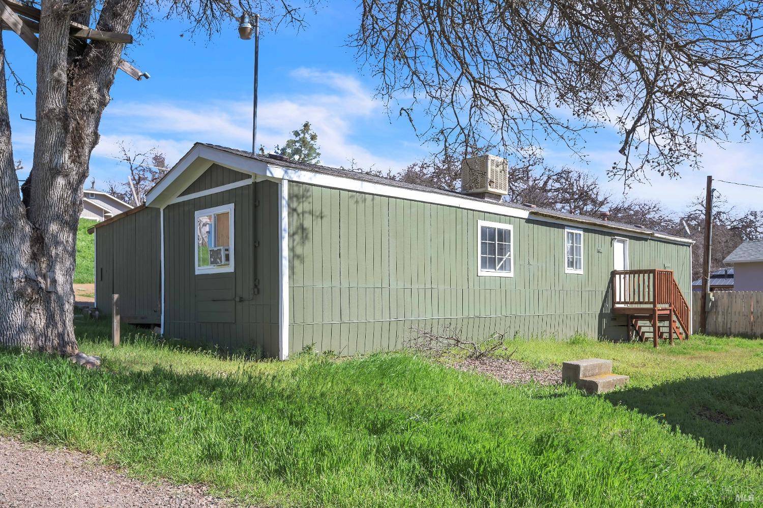Clearlake, CA 95422,15815 37TH AVE
