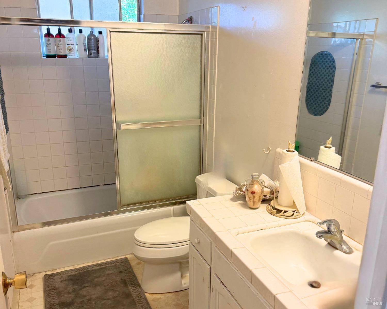 Santa Rosa, CA 95403,174 Lark Center DR
