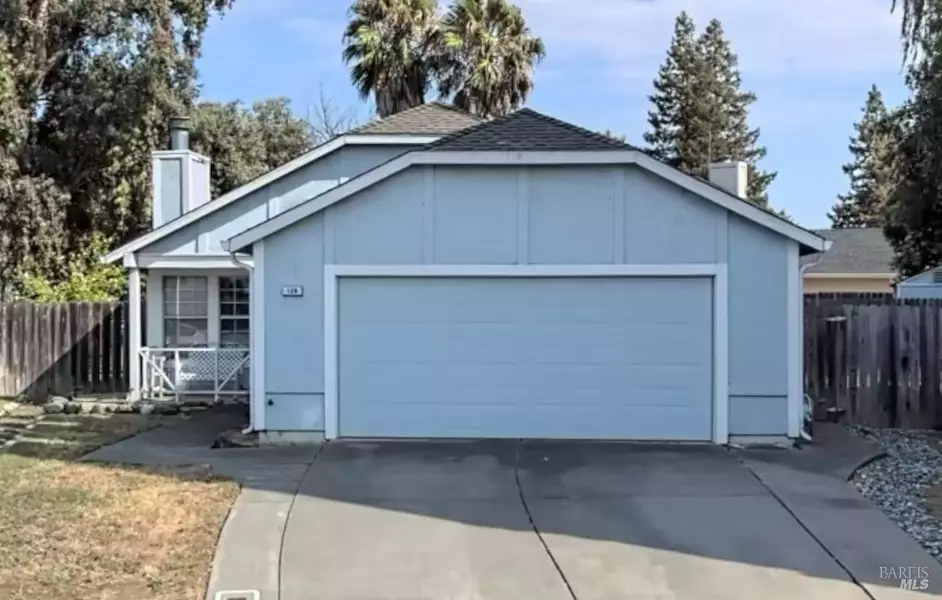 128 Persimmon CIR, Vacaville, CA 95687
