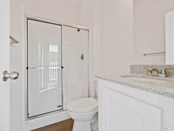 Petaluma, CA 94954,717 McDowell BLVD #201