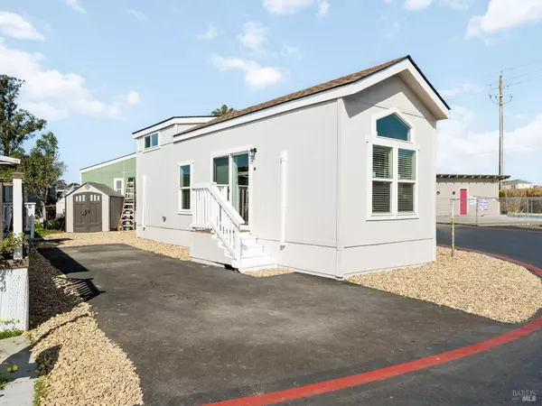 717 McDowell BLVD #201, Petaluma, CA 94954