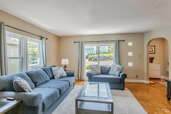 Vallejo, CA 94590,30 D ST