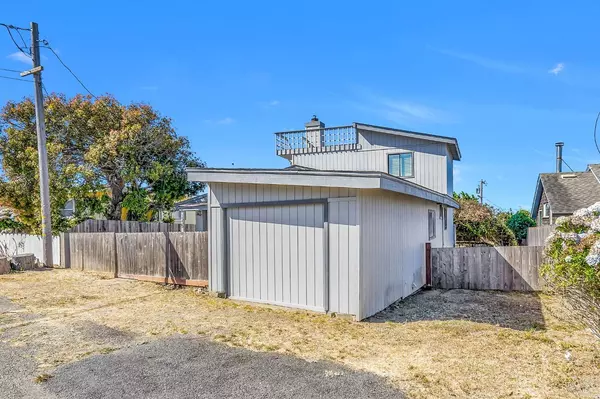 Bodega Bay, CA 94923,1335 Bay View ST