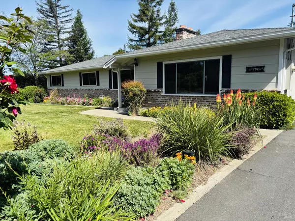 360 Milani DR, Ukiah, CA 95482