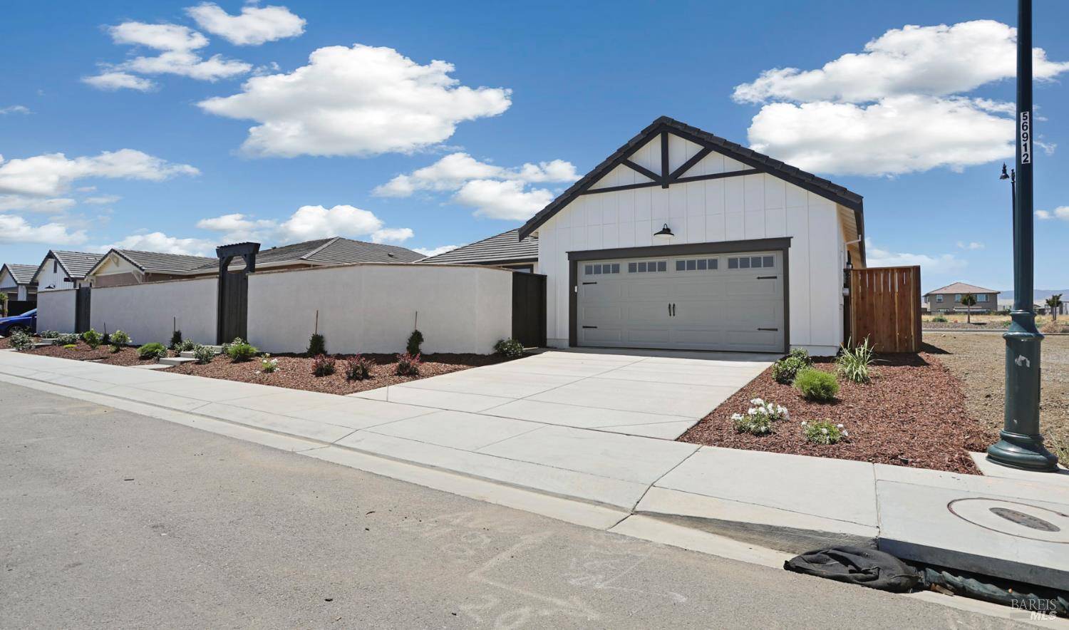 Vacaville, CA 95687,961 Carrol WAY
