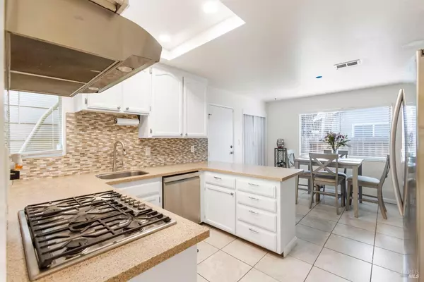Fairfield, CA 94533,280 Dahlia ST