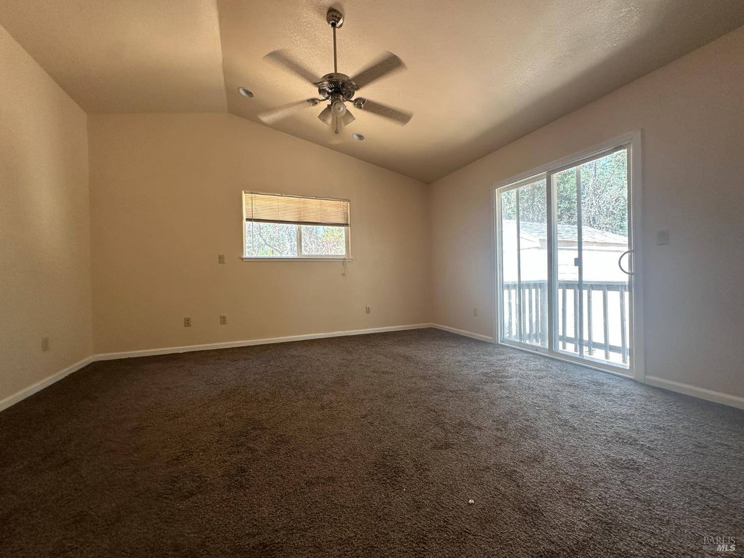 Clearlake, CA 95422,15740 29th AVE