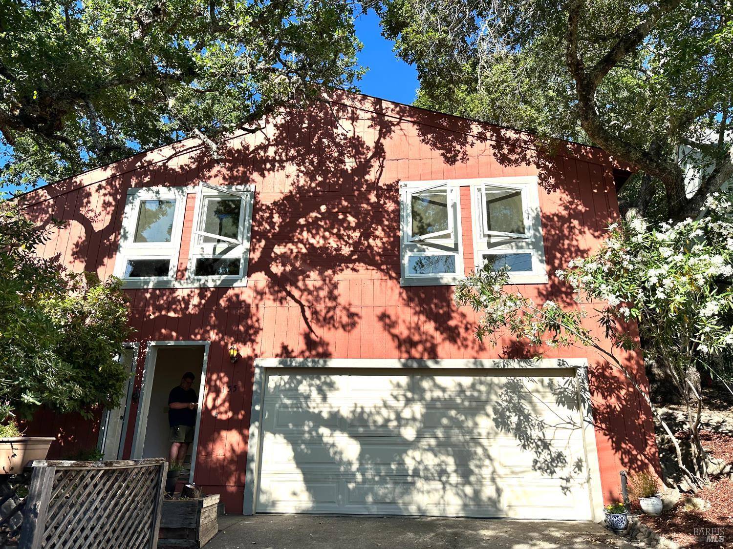 155 Kearney AVE, Sonoma, CA 95476