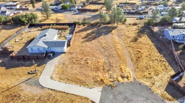 Clearlake Oaks, CA 95423,17832 Iris WAY