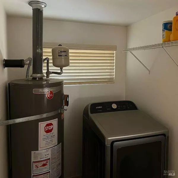 Dixon, CA 95620,741 W D ST S