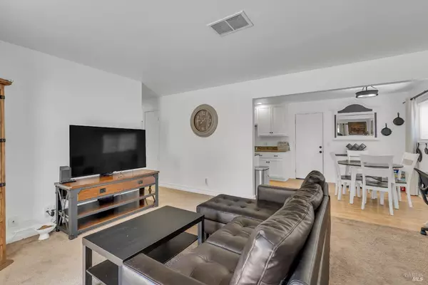 Vacaville, CA 95687,1217 Alderwood WAY