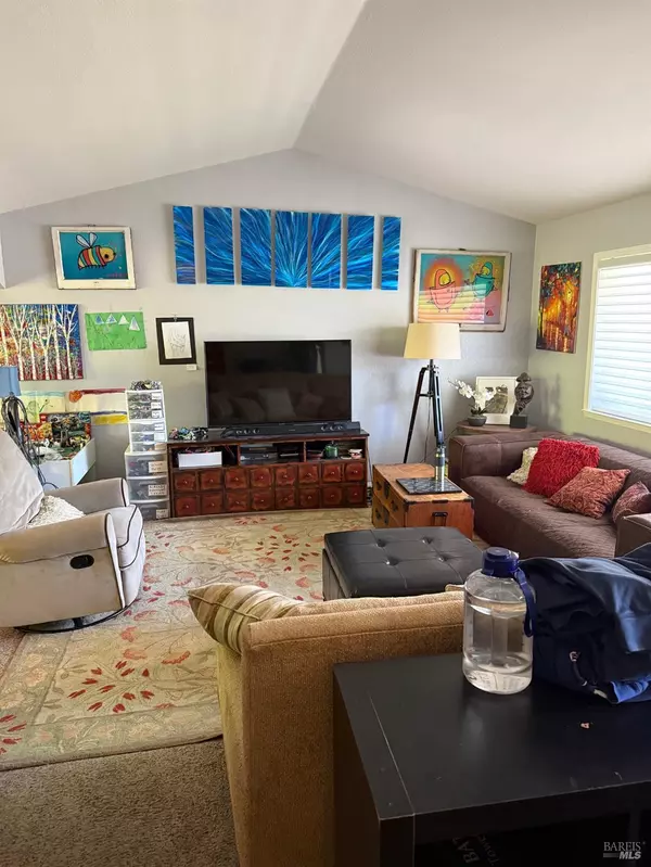 Santa Rosa, CA 95403,2813 Beth CT