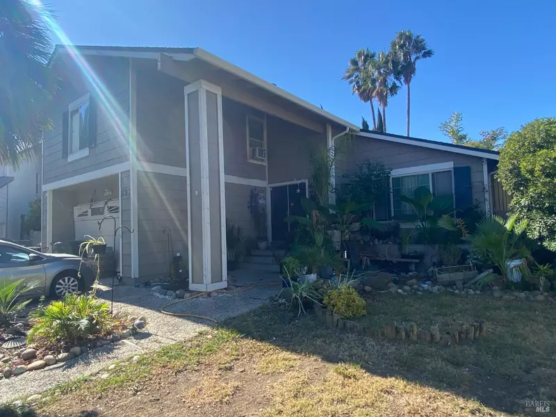 137 Valhalla CT, Vacaville, CA 95687