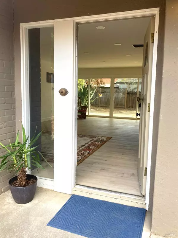 Vacaville, CA 95688,373 Lovers LN